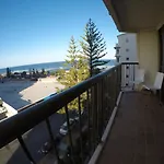 Surfers Holiday Apartments